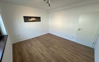 Casa deosebita intr-un cartier privat cu bariera - Poză 29