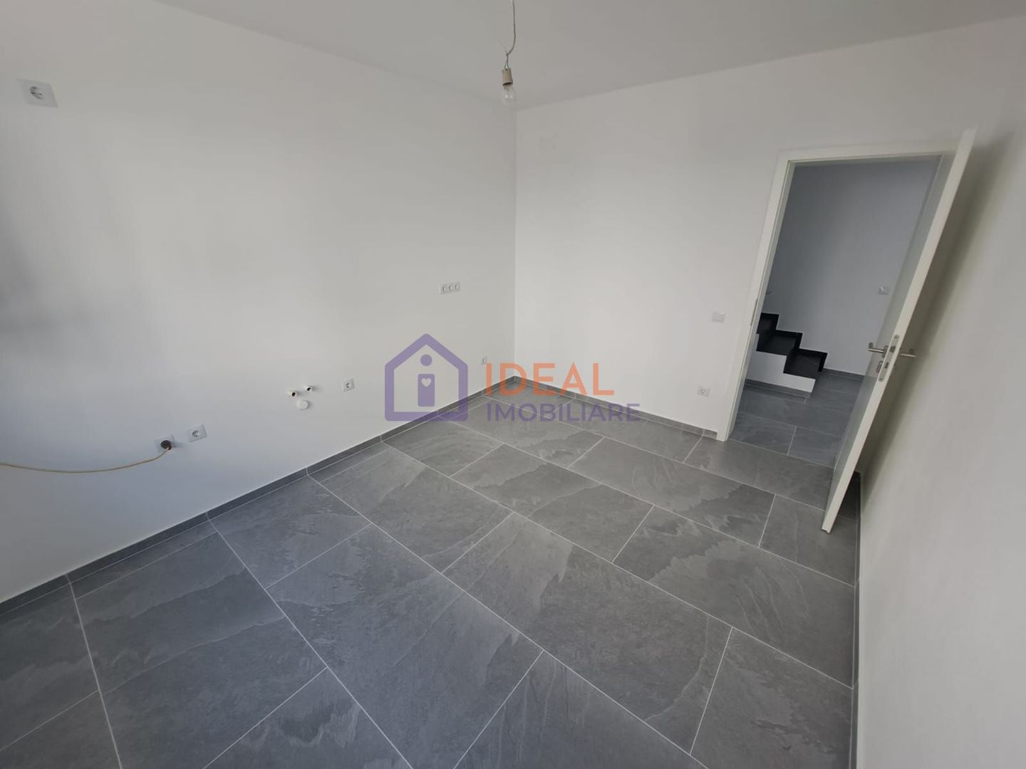 Casa Tip Duplex cu 4 camere, si gradina in Cartierul Arhitectilor - Poză 16