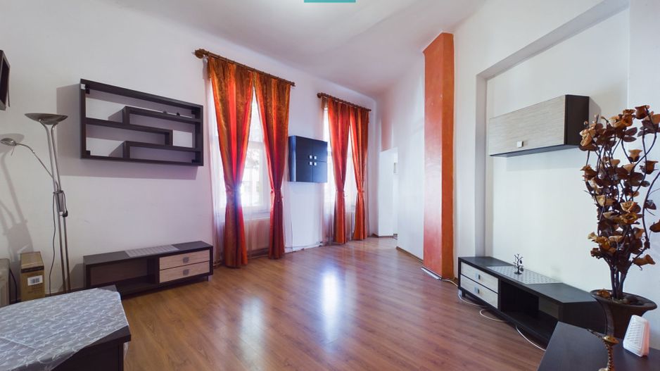Clădire cu două apartamente zonă centrală - Poză 5