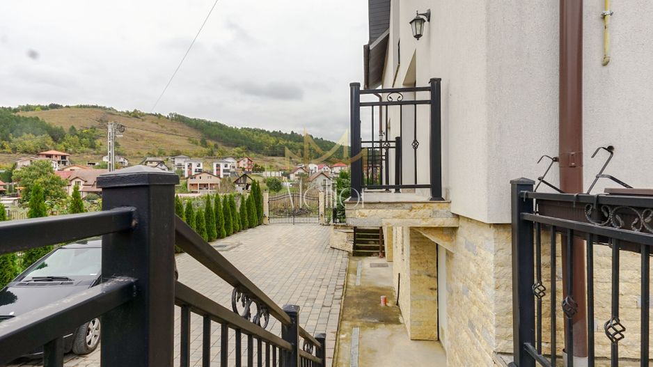 VAND/SCHIMB casa in Campenesti 1000 mp teren 270 mp utili 42 mp terasa - Poză 36