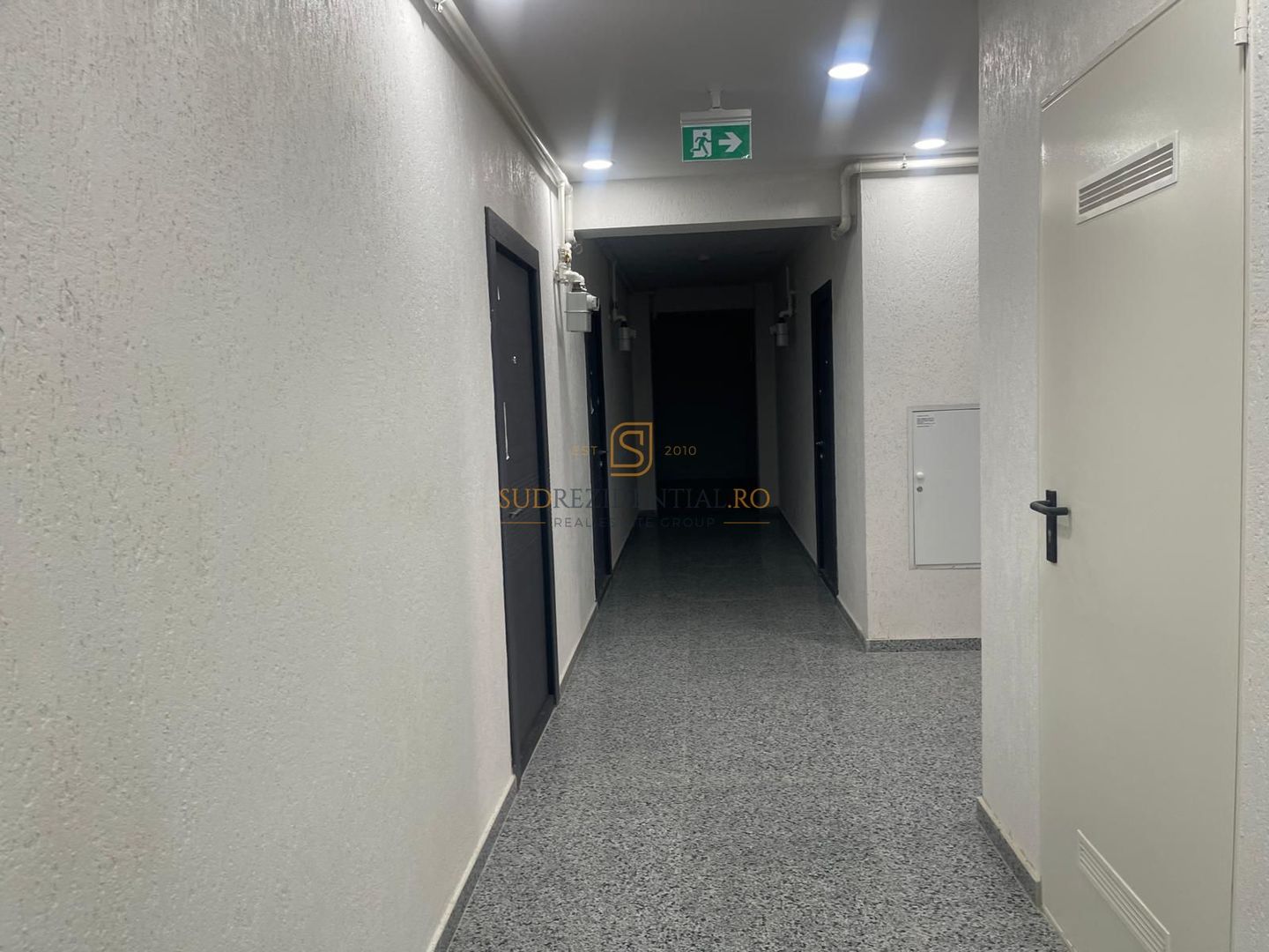 Apartament 2 camere -tip studio, Metrou Berceni, prima inchiriere - Poză 11