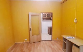 Camera cu baie si suprafata de 20mp in Noua - Poză 8