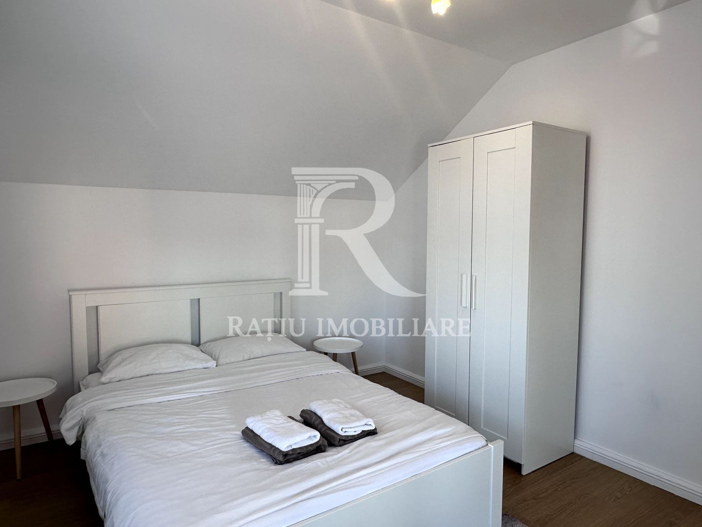 Casa de închiriat cu 4 dormitoare | Cartierul Tineretului | Oradea - Poză 12