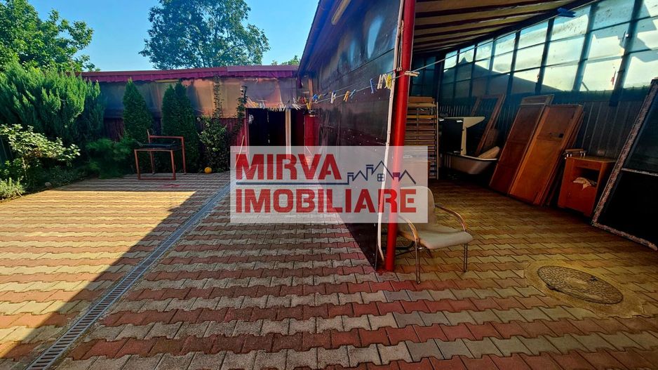 🏡 Casă spațioasă cu 9 camere în Strejnicu – pentru locuință, birouri - Poză 10