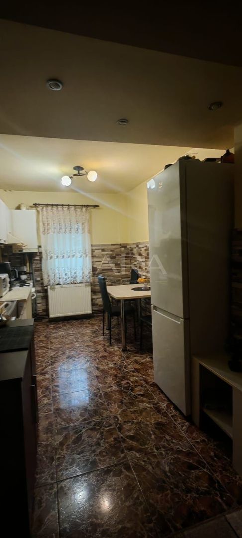 Apartament 3 camere de vânzare, 68 mp. Locație ideală pentru familie. - Poză 4
