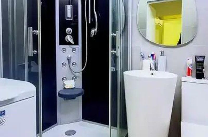 3 camere Mobilat si Utilat complet, Bloc reabilitat, langa metrou. - Poză 4