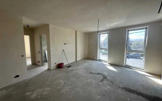 Apartament spatios | 2 camere | parcare | Campina - Poză 1