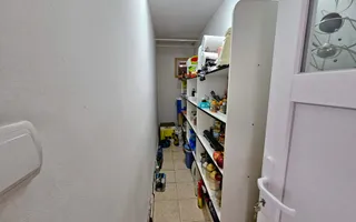 Casa 3 camere, 2 bai, mobilata, utilata, 645 mp teren, zona Lipoveni - Poză 16