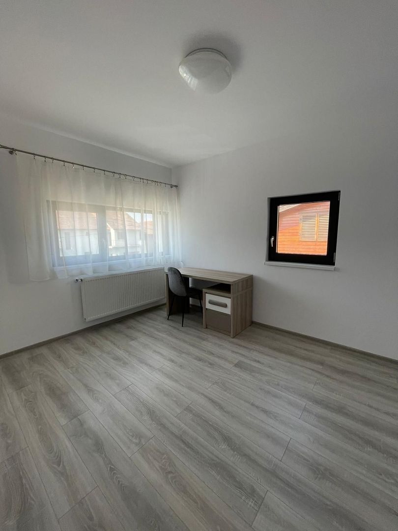 1/2 Duplex | Calea Urseni-Ciarda | Asfalt | 4 dormitoare | 3 bai - Poză 21