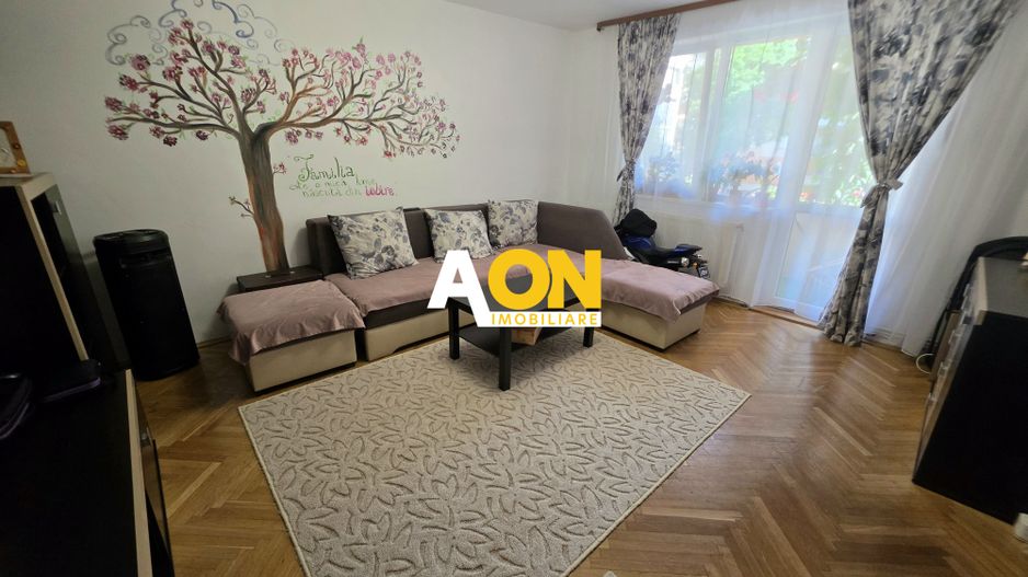 Apartament 2 Camere, Decomandat, Zona Cetate, Etaj 1 - Poză 9