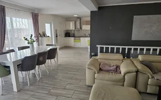 Casa moderna | 2 terase | Vedere Panoramica | Deva | - Poză 16