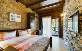 Pensiune de Lux pe Malul Dunării în Dubova - Poză 17