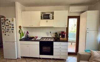 Pb 2 camere etajul 2 Sovata Oradea - Poză 4