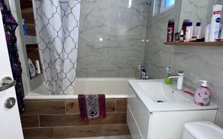 Apartament 3 camere de vânzare – Zona Badea Cârțan, Constanța - Ocazie - Poză 6