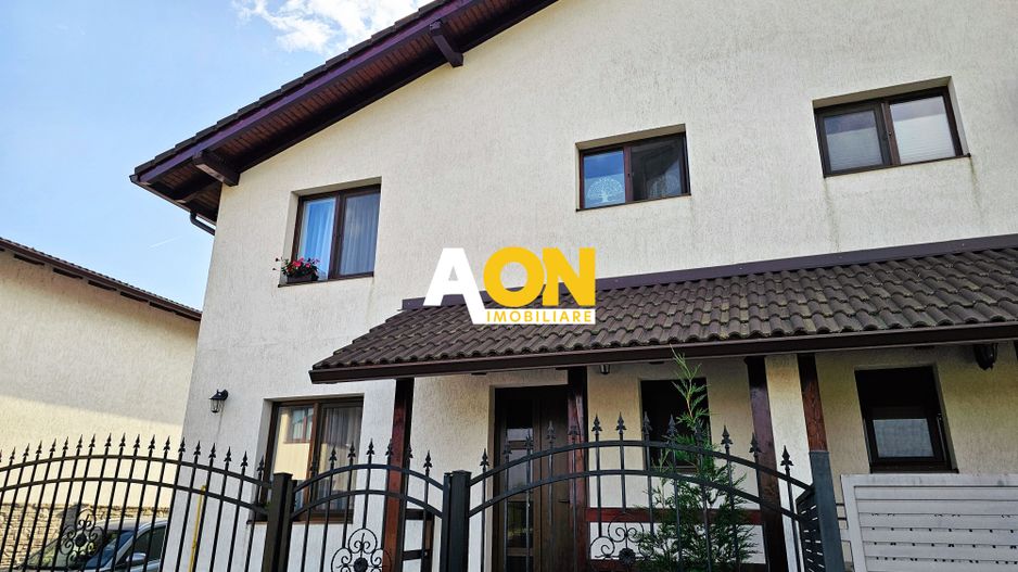 1/2 Duplex, 4 camere, 342 mp teren, strada asfaltata, Cetate - Poză 4