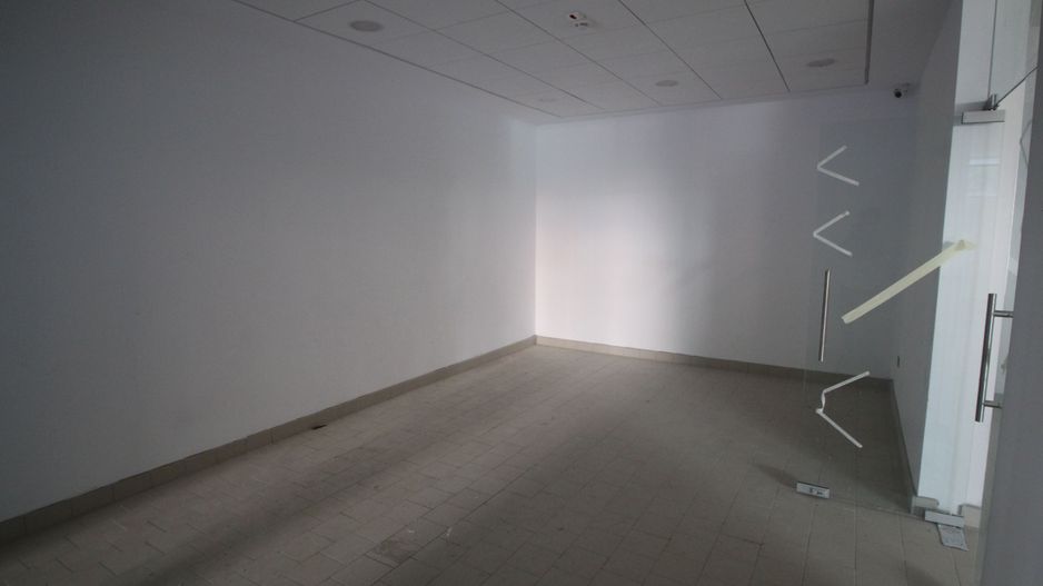 Spațiu comercial / shworoom 1.000 mp - Poză 8