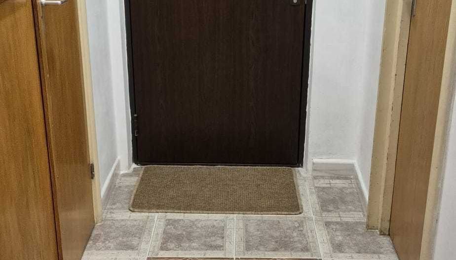 APARTAMENT 3 CAMERE SPATIOS ZONA FAVORIT - Poză 6