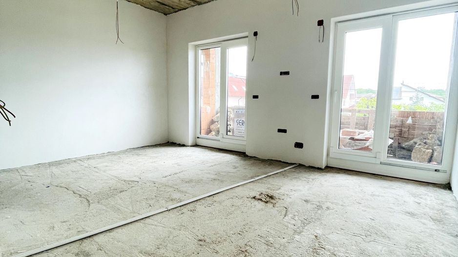 Casǎ de vânzare 7 camere P+E Sânmartin - Poză 8