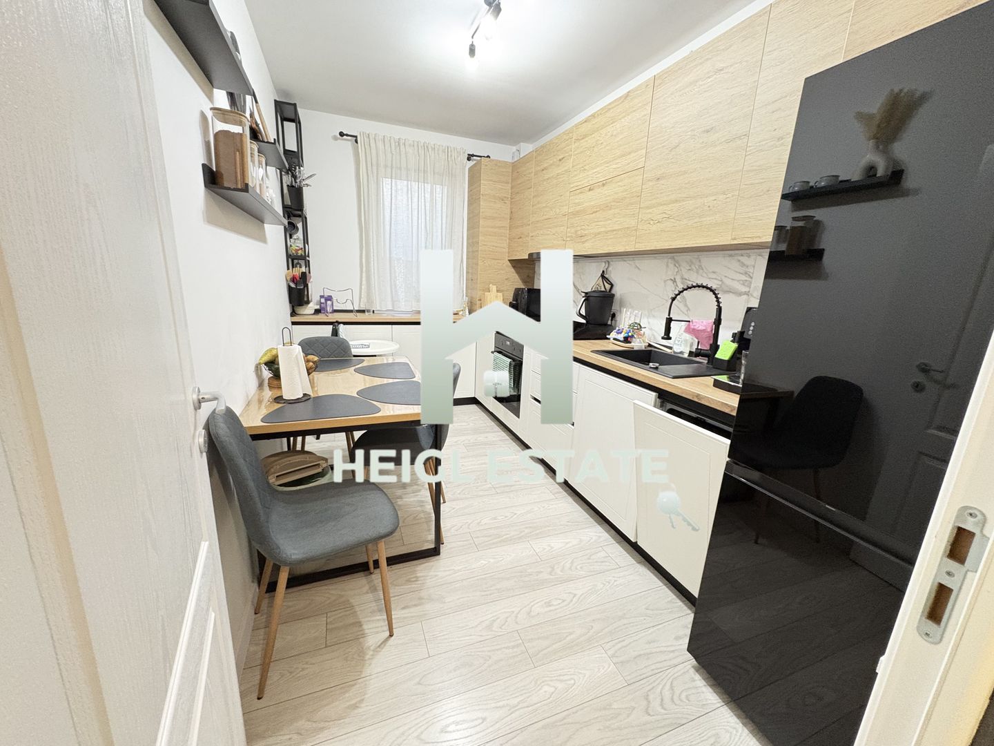 Apartament cu 2 camere decomandat in Giroc la etajul 1 - Poză 6