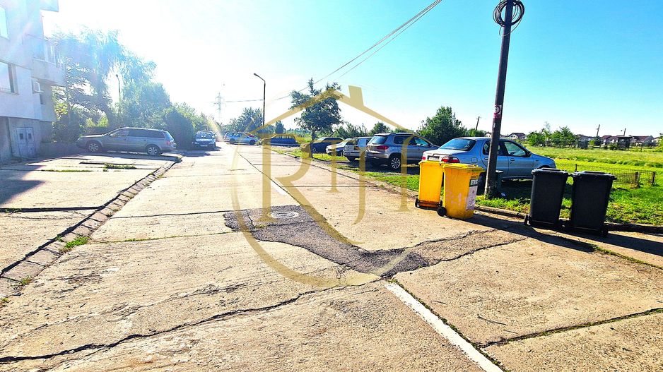 Vand apartament 2 camere,zona linistita cu mult spatiu verde ,0 Comision - Poză 18