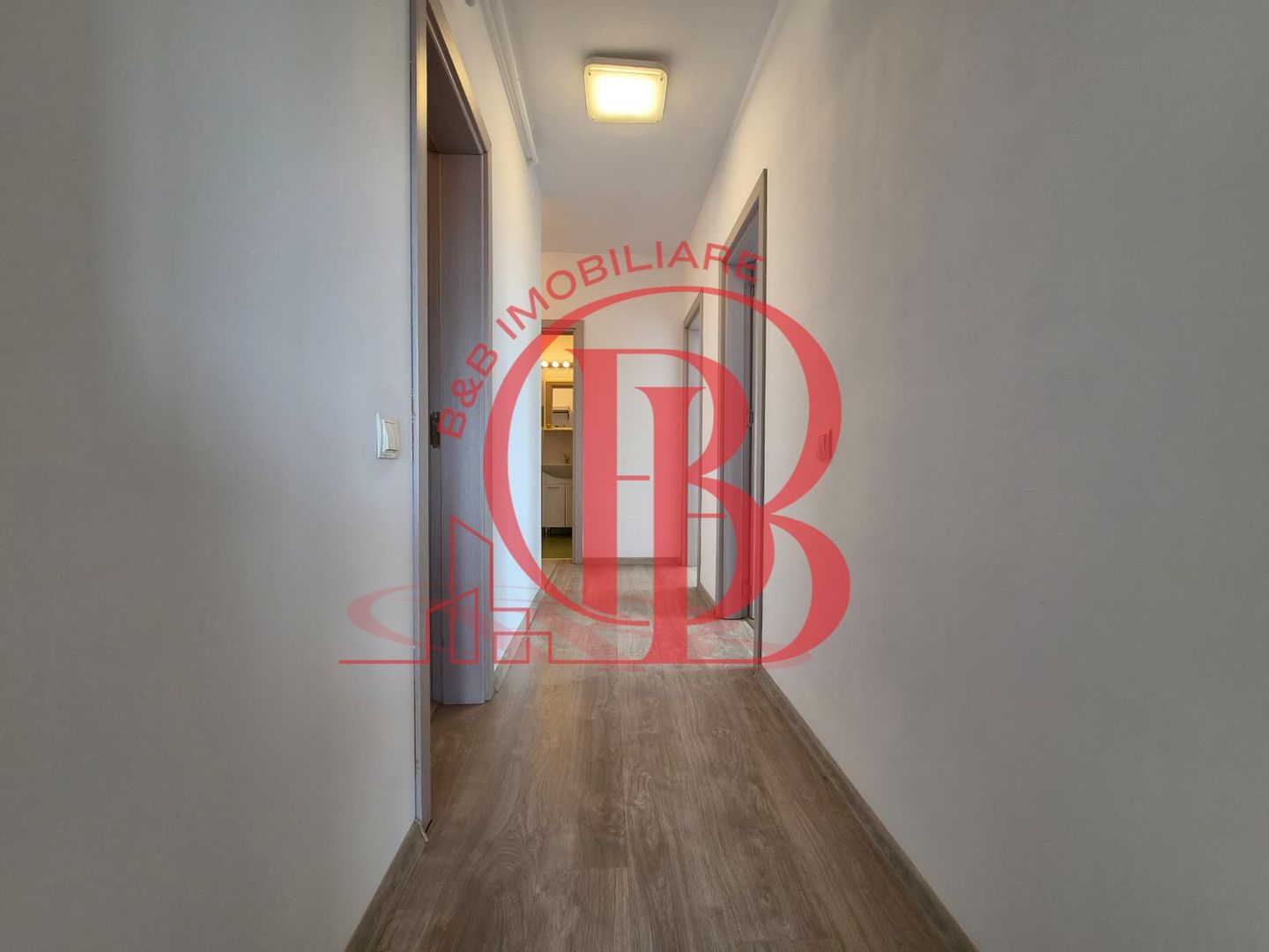 Apartament 3 camere Mutare Imediata-Ozana Metrou 1 Decembrie - Poză 5