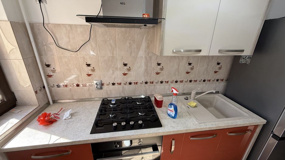 Ap 2 cam mobilat/utilat, complet renovat- etaj 2-bloc 6 etaje - Poză 12