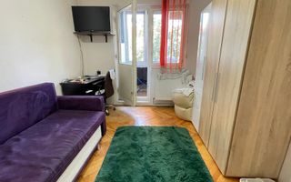 Apartament cu trei camere,etaj 2 - zona Cetatii - Poză 4