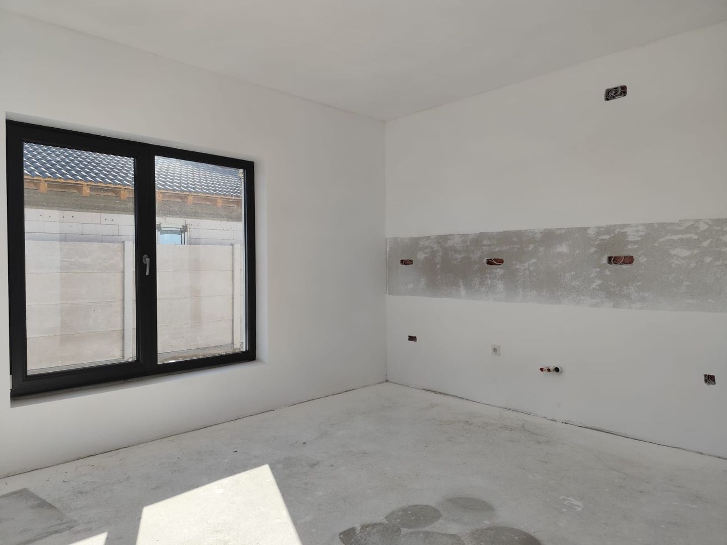 Casa noua cu fotovoltaice, parter 4 camere, Santandrei, Bihor, VANZARE - Poză 8