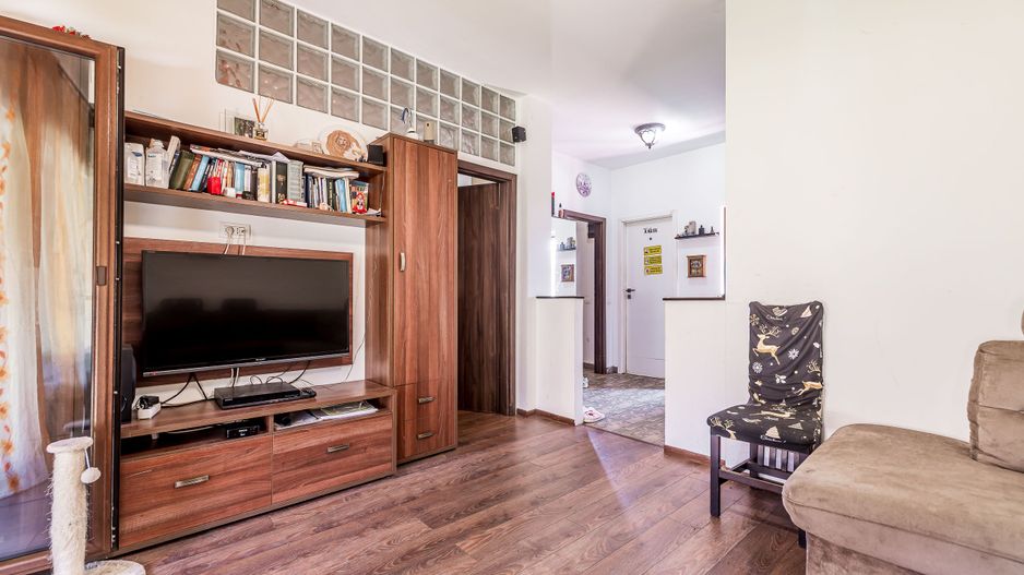 Casa 96mp utili Via Carmina-zona linistita - Poză 9