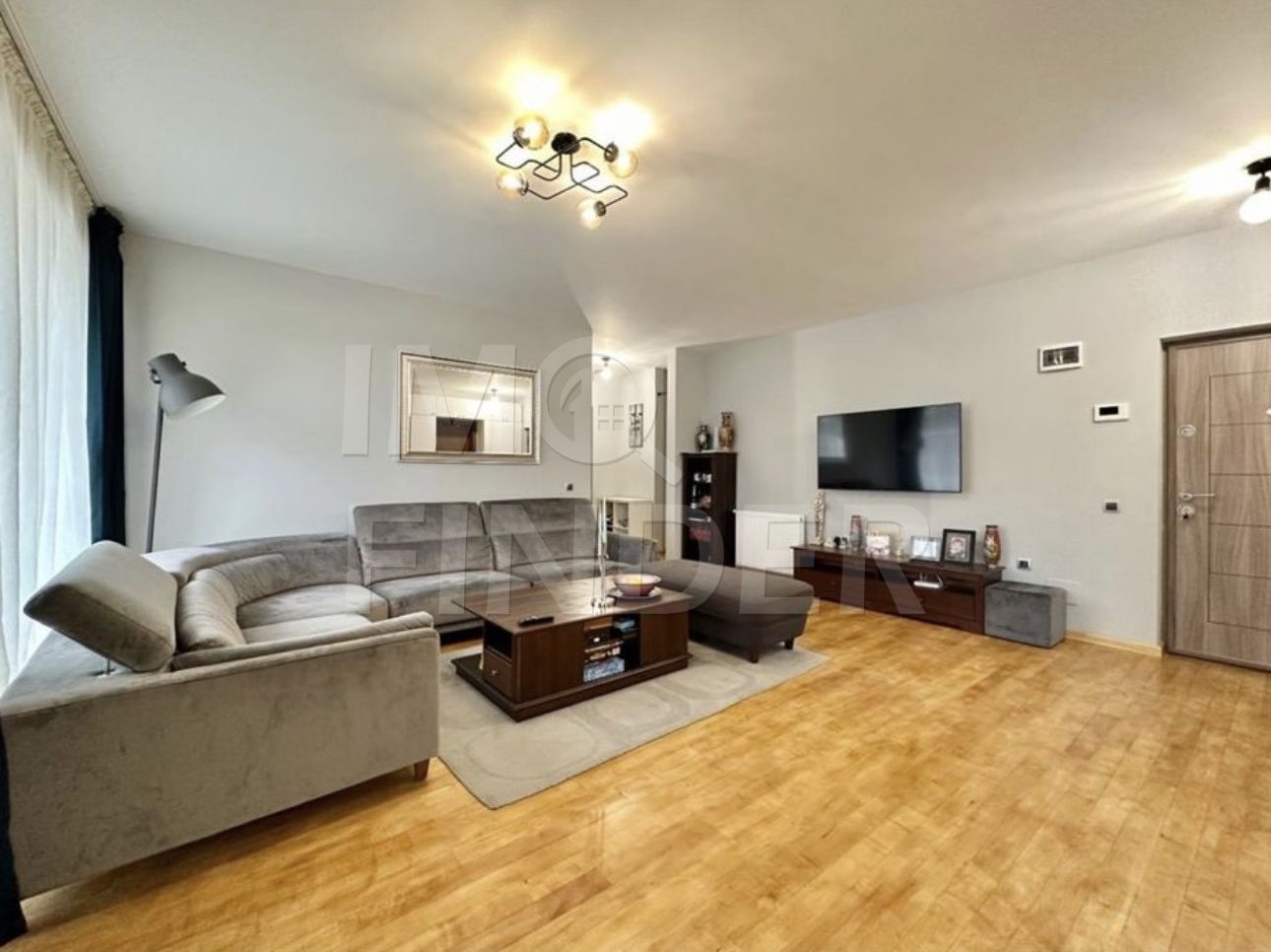 Inchiriere penthouse 3 camere Buna Ziua, zona Liceului Elf - Poză 1