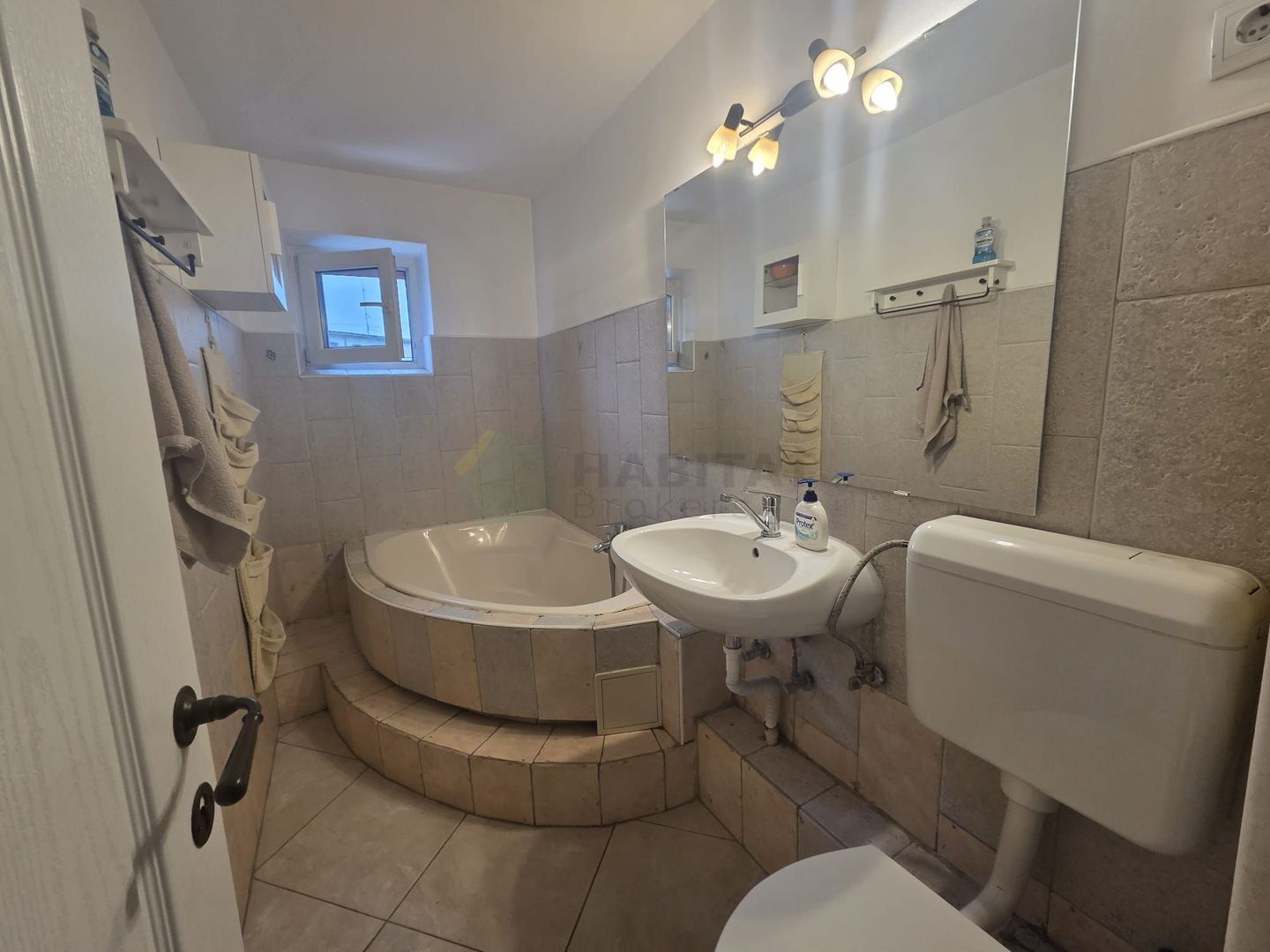 Apartament de vânzare – 3 camere/ Zona 13 Septembrie / Parcul Sebastian - Poză 19