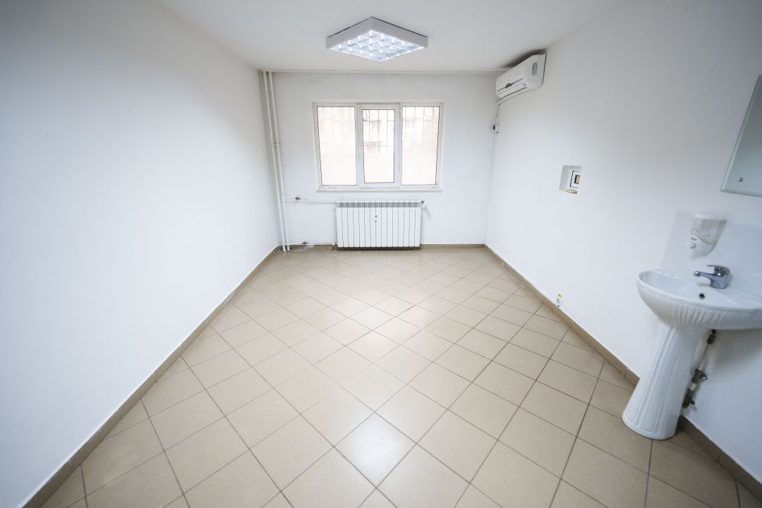 Spatiu parter, 56 mp, ideal cabinet medical, birouri sau servicii – Sarari - Poză 16