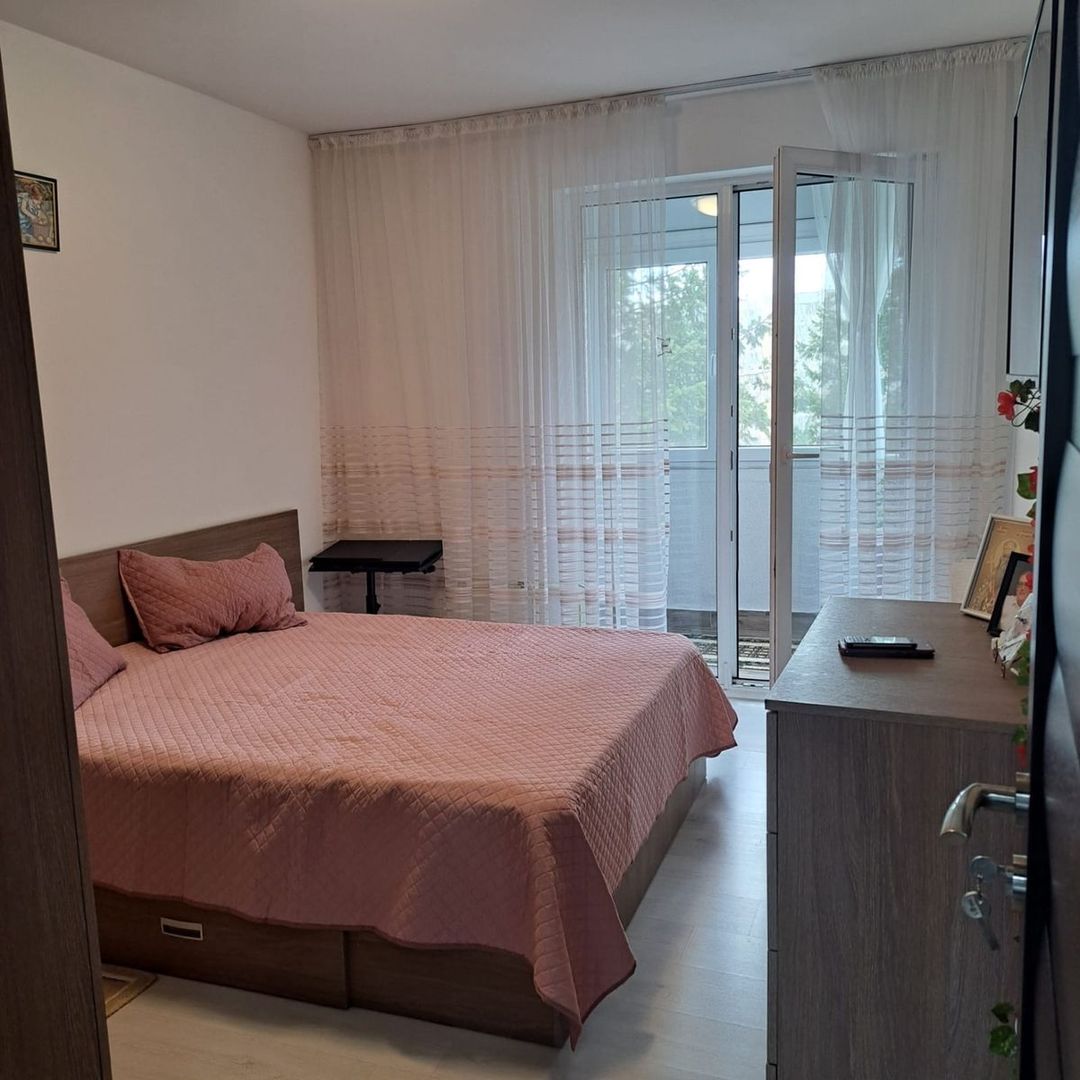 APARTAMENT 3 CAMERE LANGA METROU | GORJULUI - Poză 1