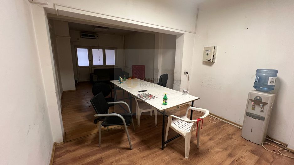 Vilă Modernă în Domenii, Aproape de Biserica Casin - Poză 11