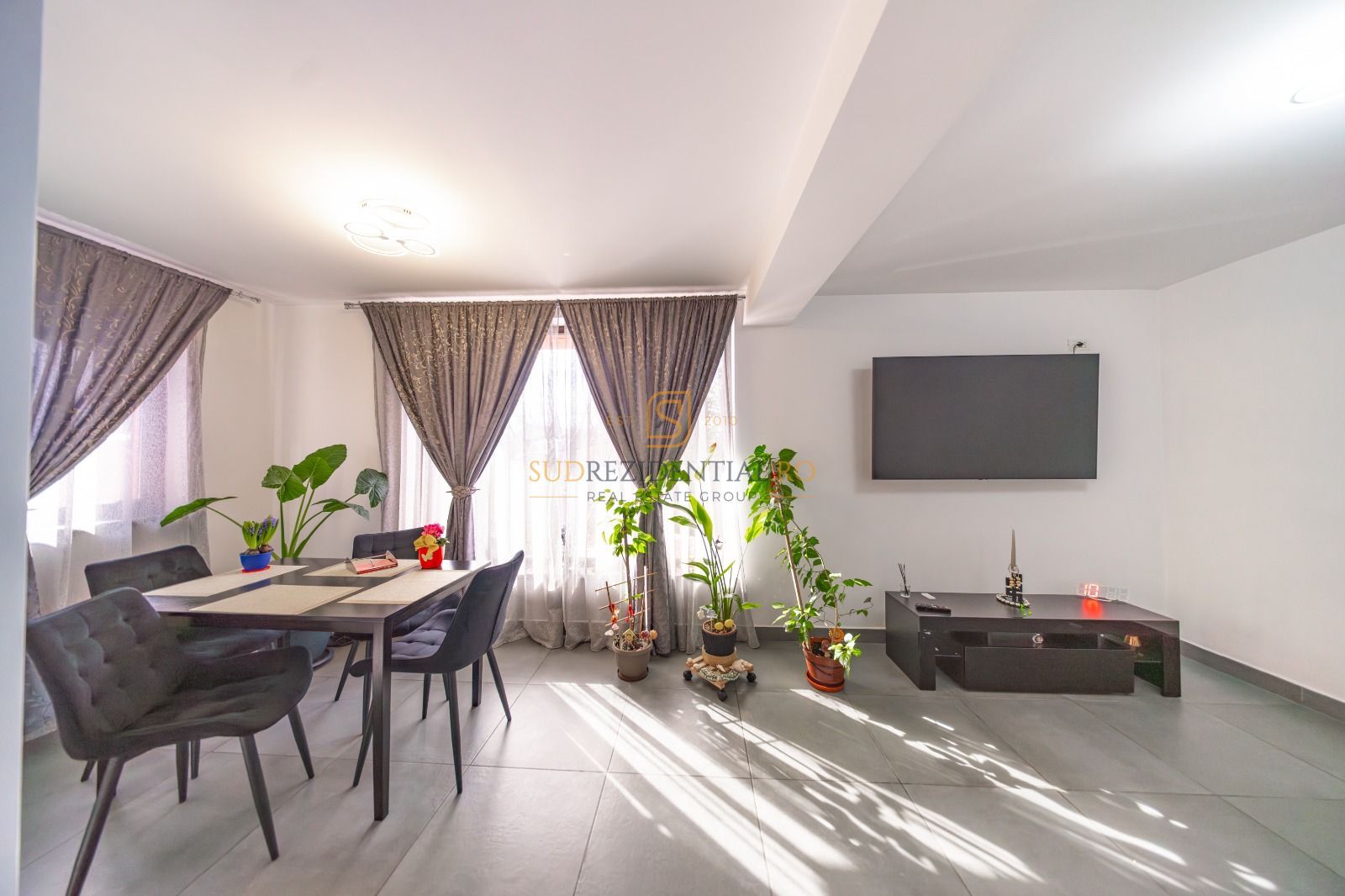 Vila Individuala cu 4 camere, zona Giurgiului - Poză 1