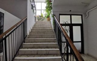 BRASADAS închiriază apartament doua camere langa TRIBUNAL Unirii 47. - Poză 7