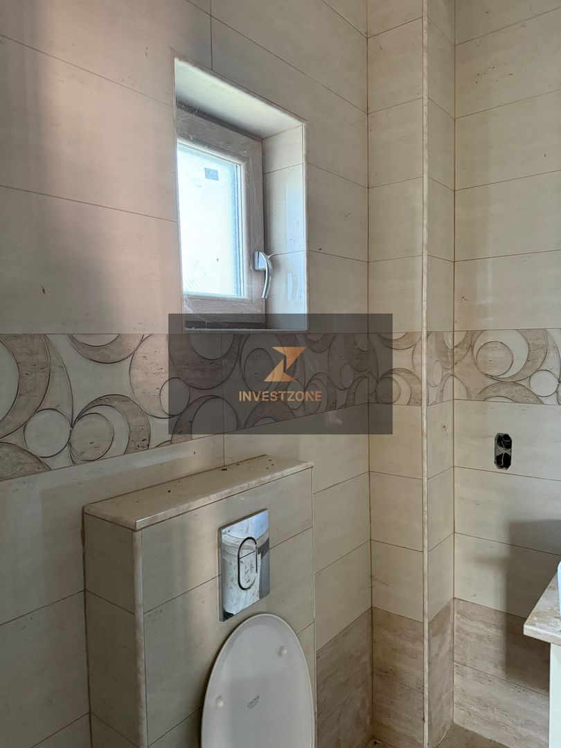 Casă spațioasă cu teren 806 mp - Poză 8