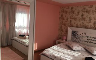 Apartament renovat, 2 camere cu terasa,, zona Constituției - Poză 7