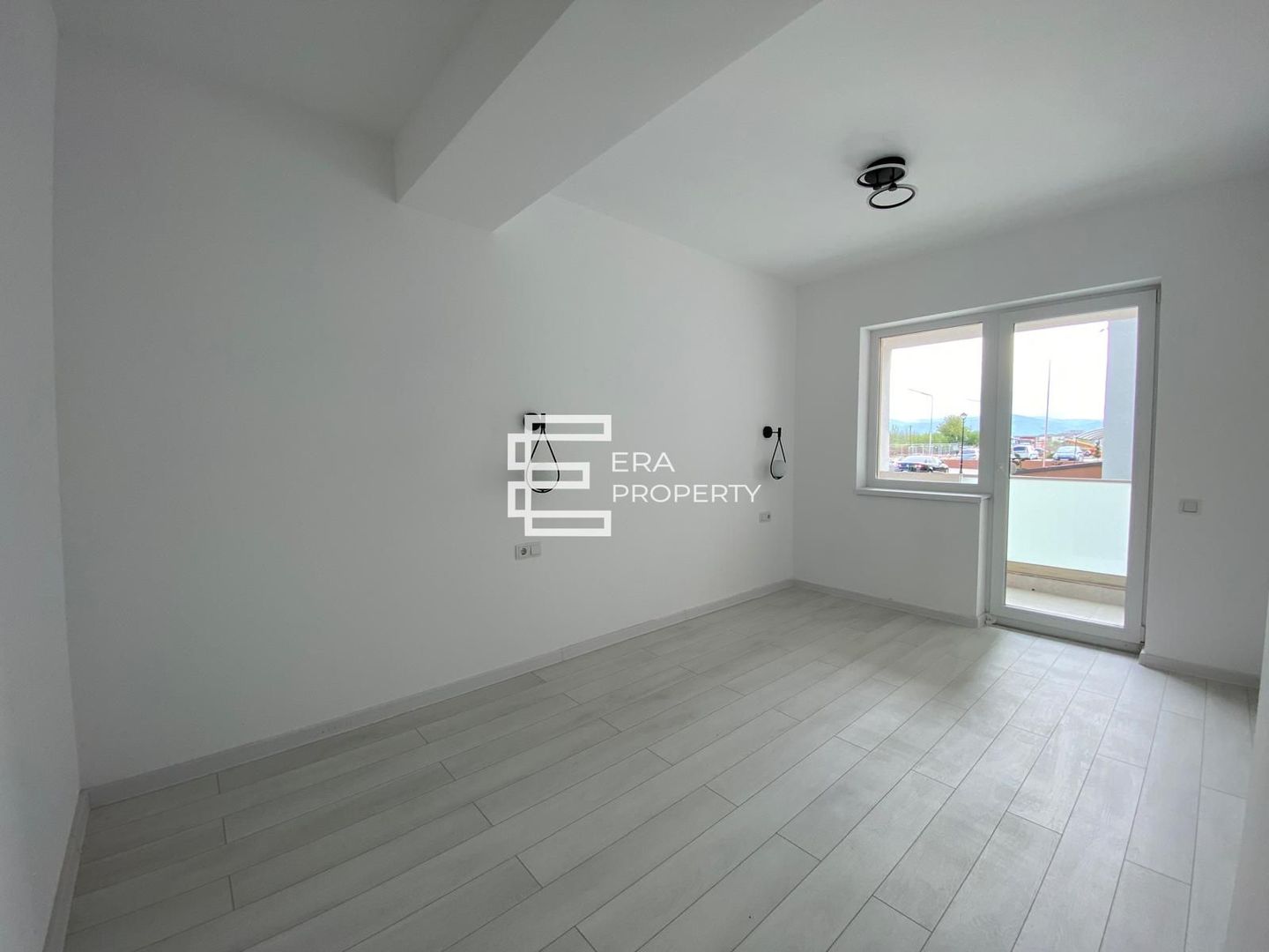 Apartament 3 camere, bloc nou, Calea Surii Mici-Zona de Vest - Poză 3