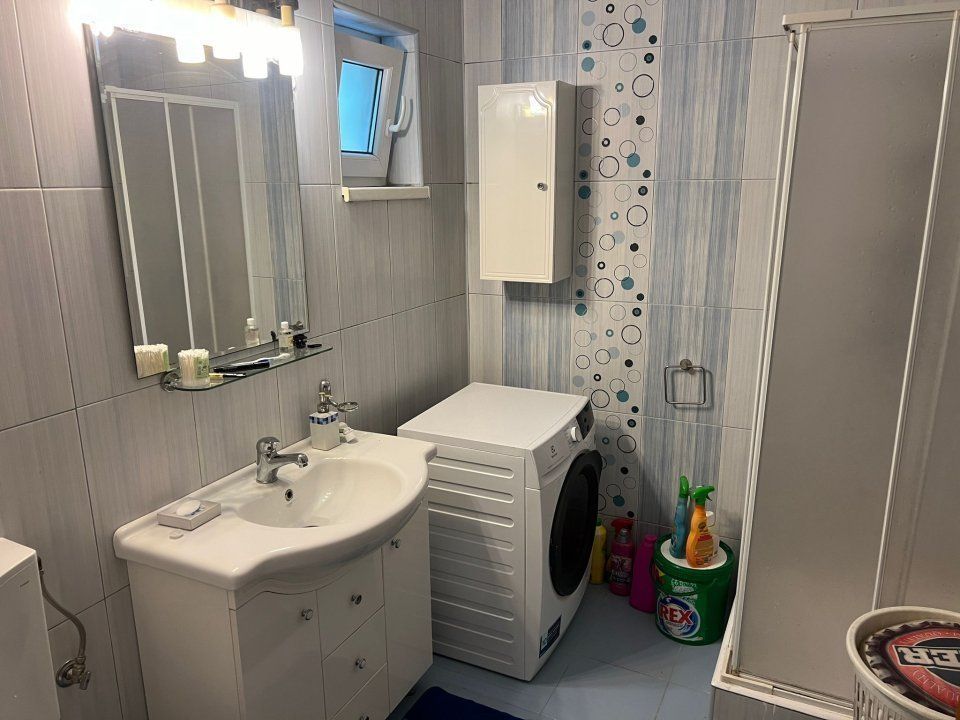 Casă P+1 – 4 dormitoare, curte modernă, dormitor la parter - Poză 8