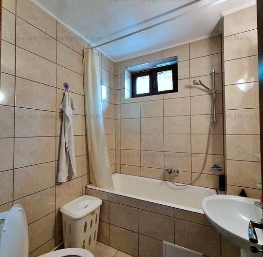 2 camere Ultracentral Apartament de Inchiriat - Poză 18