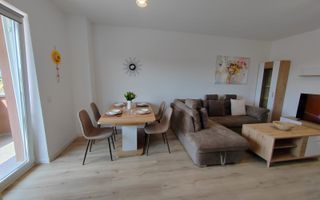 Închiriere apartament 3 camere - Poză 21