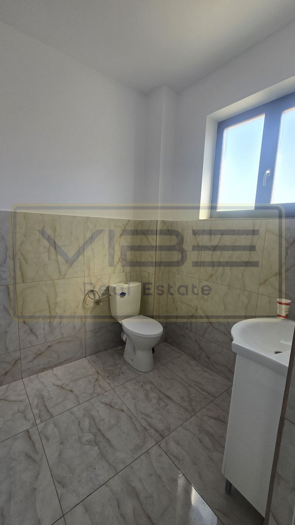 Spatiu 240mp Showroom / Magazin Industrial / Piese etc - Poză 15