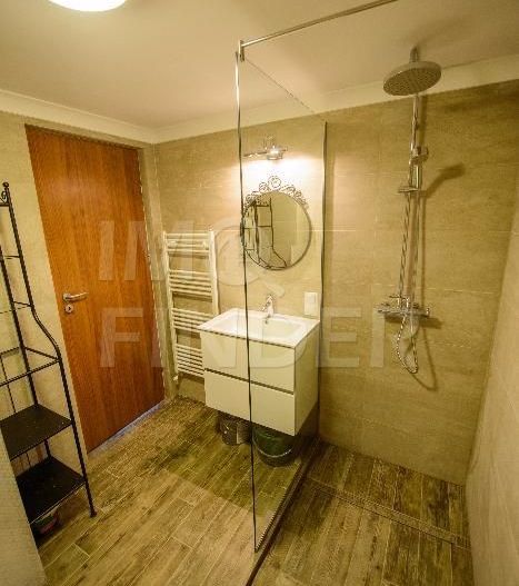 Inchiriere apartament ultrafinisat Central, imobil nou, 98 mp - Poză 9