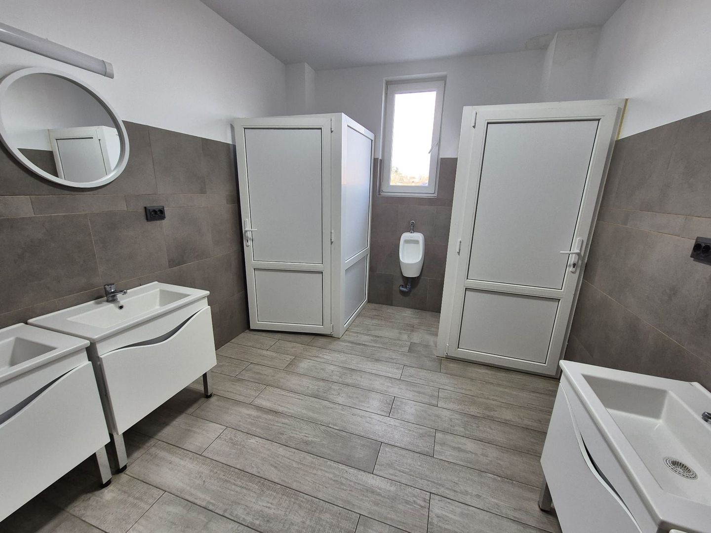 Casa P+2 cu 40 paturi pentru muncitori - Tei - Poză 17