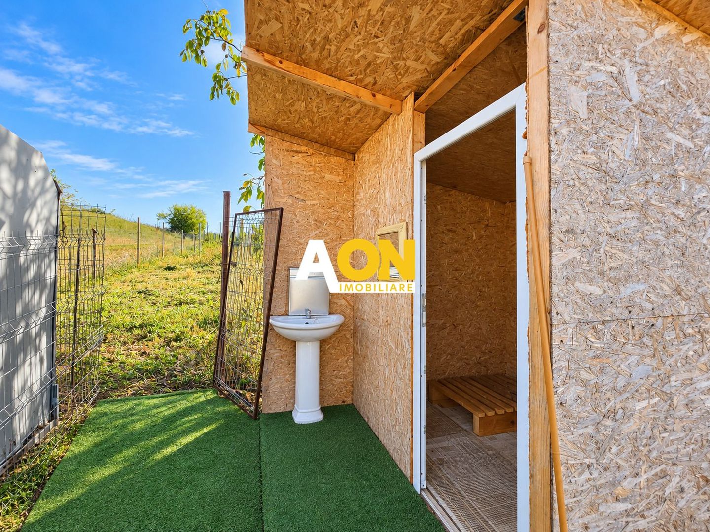Cabană din lemn, 2 camere, panouri solare, teren 500 mp, Bărăbanț - Poză 5