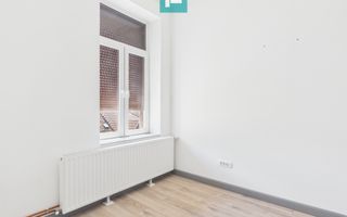 Spațiu central Jiga – birou sau locuință - Poză 5