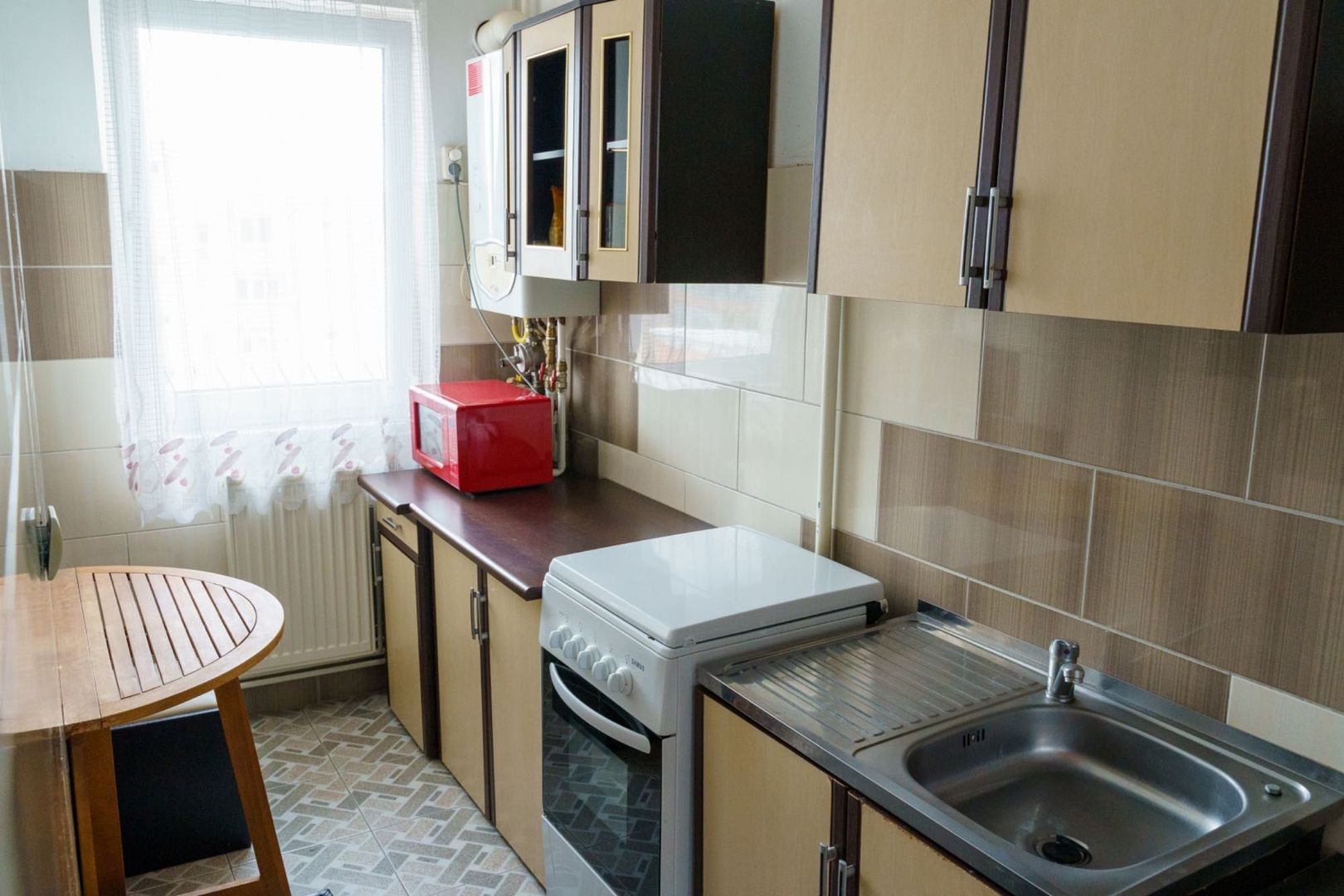 De închiriat: Apartament 2 camere cu vedere panoramică pe Bulevard - Poză 5