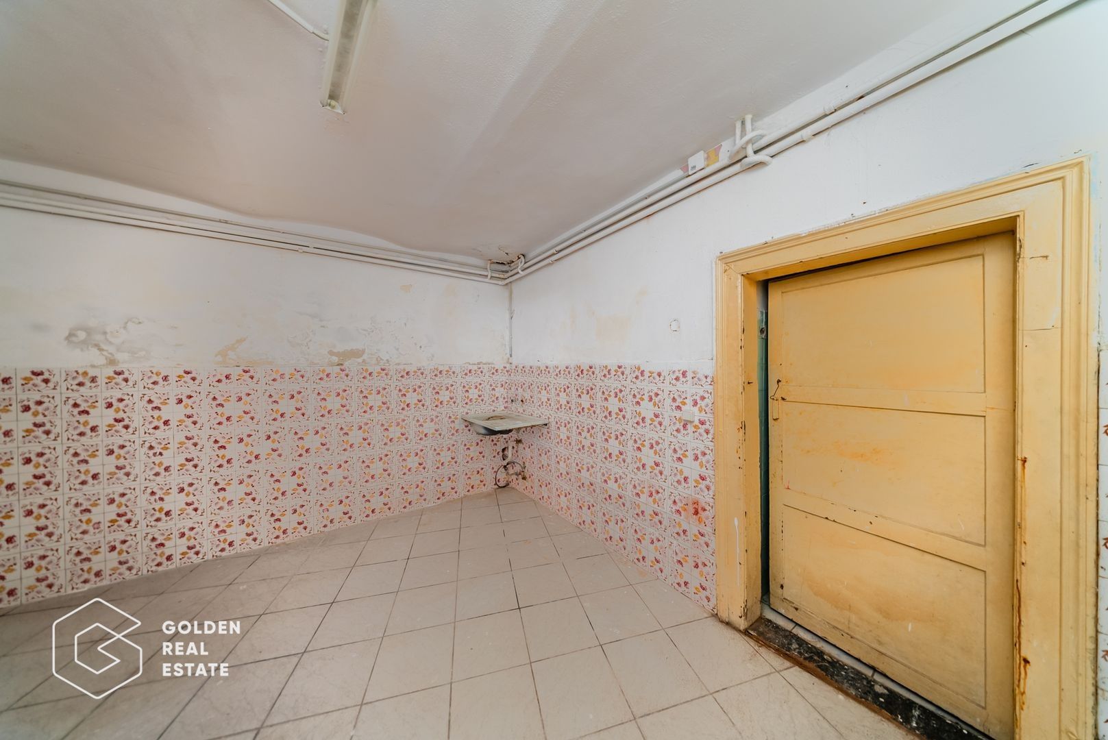 Casa individula cu 5 camere, zona central - Poză 23