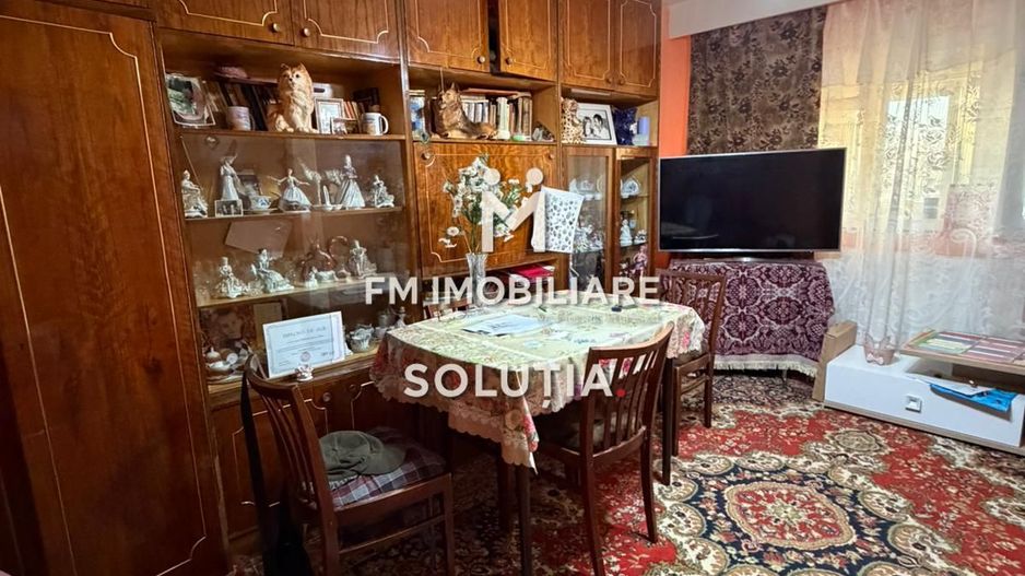 Apartament de vanzare decomandat -3 camere - Poză 10